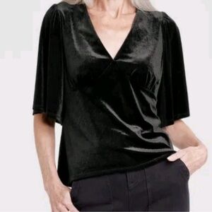 Knox Rose Ebony Velour Bell Sleeve